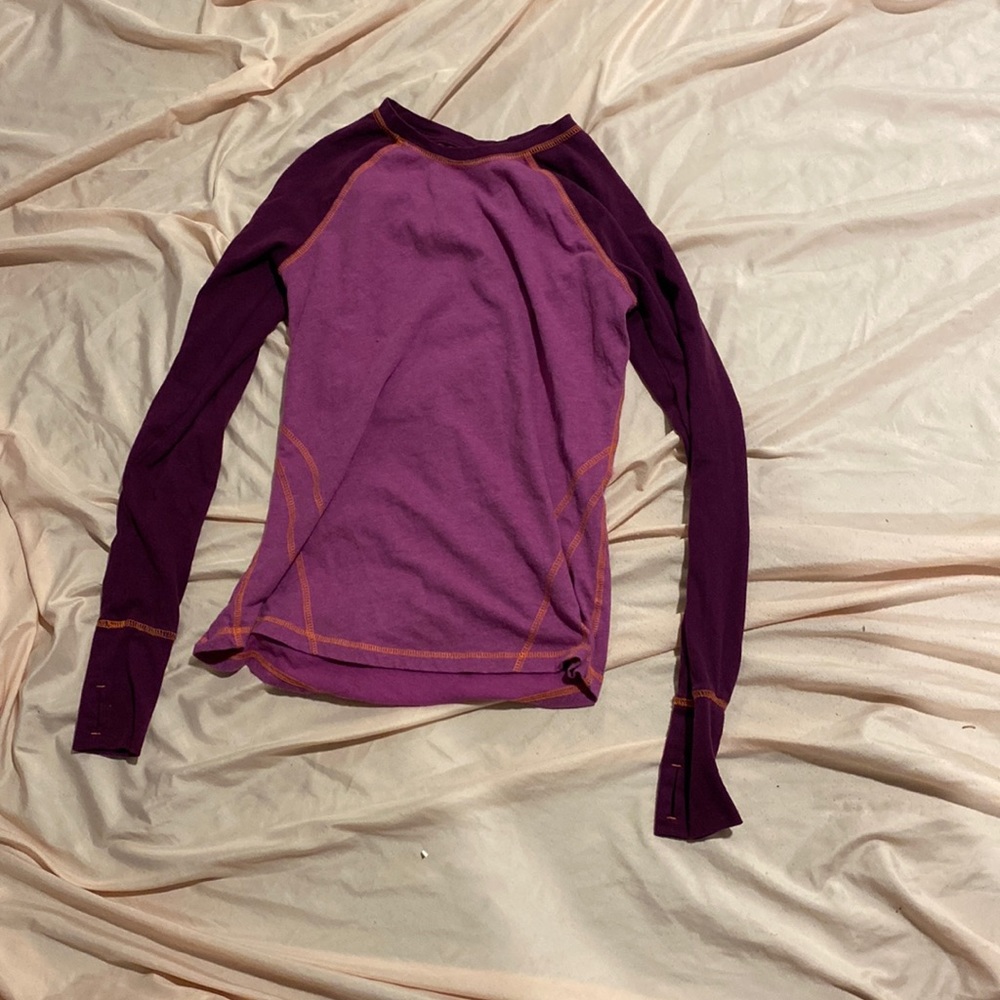 Purple long sleeve active with coral stitches and built in glove